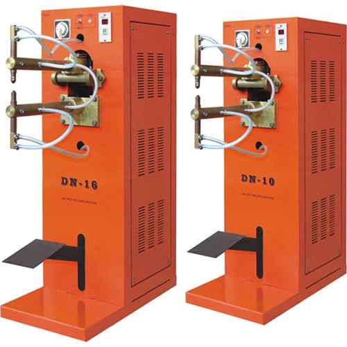 Spot welding machine